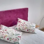 2 Bedrooms 8951 Apartment