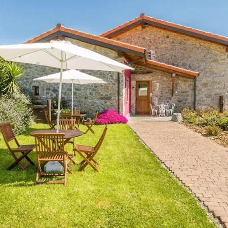 2 Bedrooms 8951 Udalla