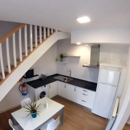 2 Bedrooms 8951 * Udalla