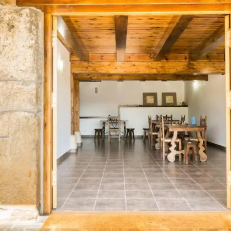 2 Bedrooms 8951 شقة *