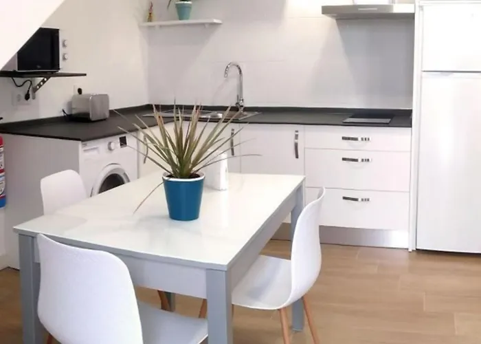 2 Bedrooms 8951 아파트 *